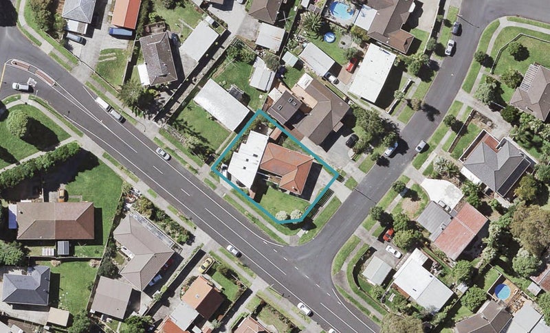 51 Minaret Drive, Bucklands Beach, Auckland - Carousel 1