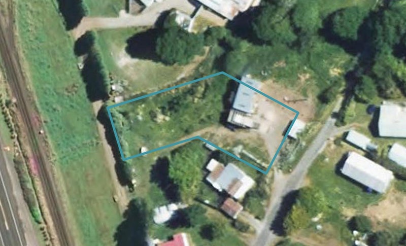 7 Whitcombe Terrace, Midhirst - Carousel 1