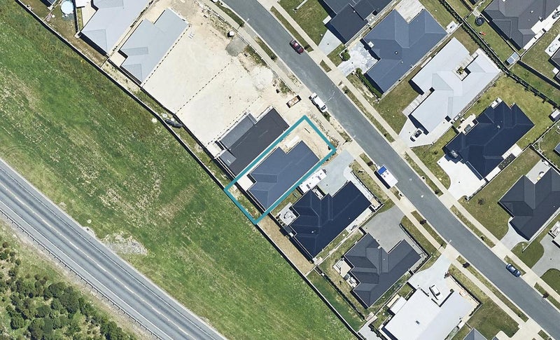 52 Puhirake Crescent, Pyes Pa, Tauranga - Carousel 1