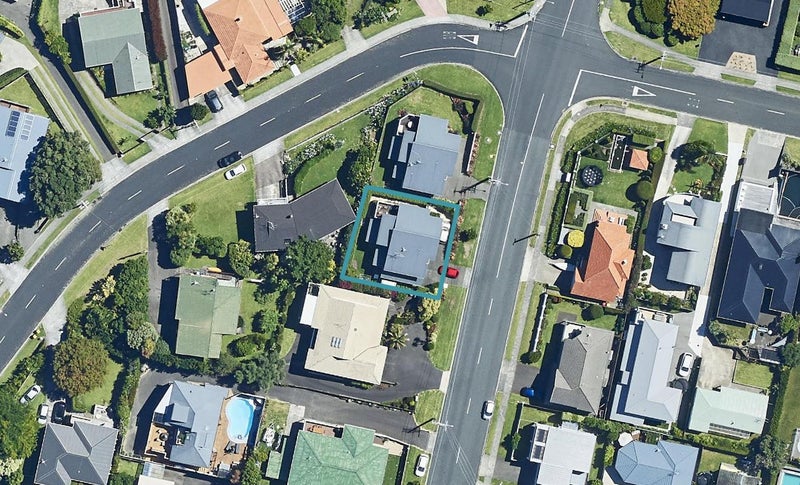 43 Grange Road, Otumoetai, Tauranga - Carousel 1