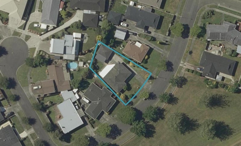 32 Chippendale Crescent, Highbury, Palmerston North - Carousel 1