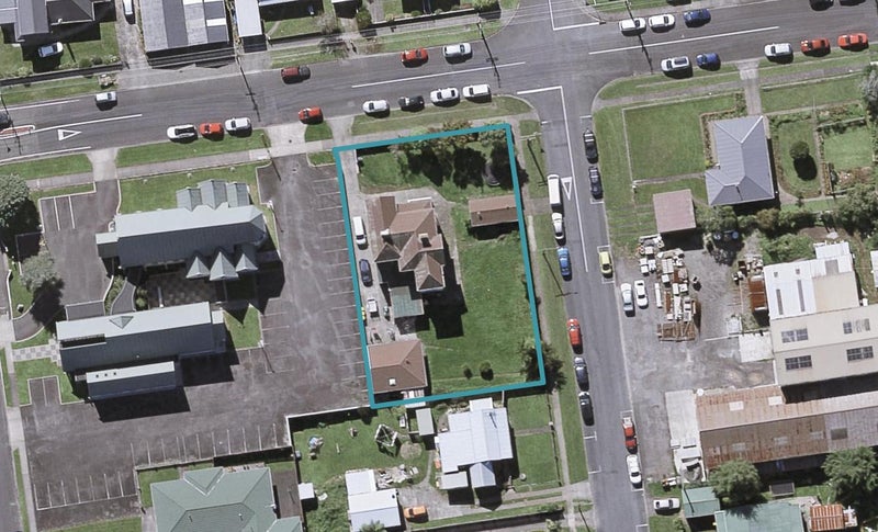 232/3A Carrington Street, Inglewood, Inglewood - Carousel 1