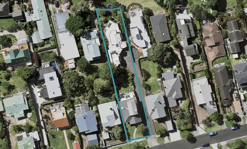 1/33 Beresford Street, Bayswater, Auckland - Carousel 1