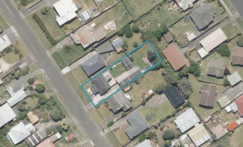 38 Matai Street, Castlecliff, Whanganui - Carousel 1