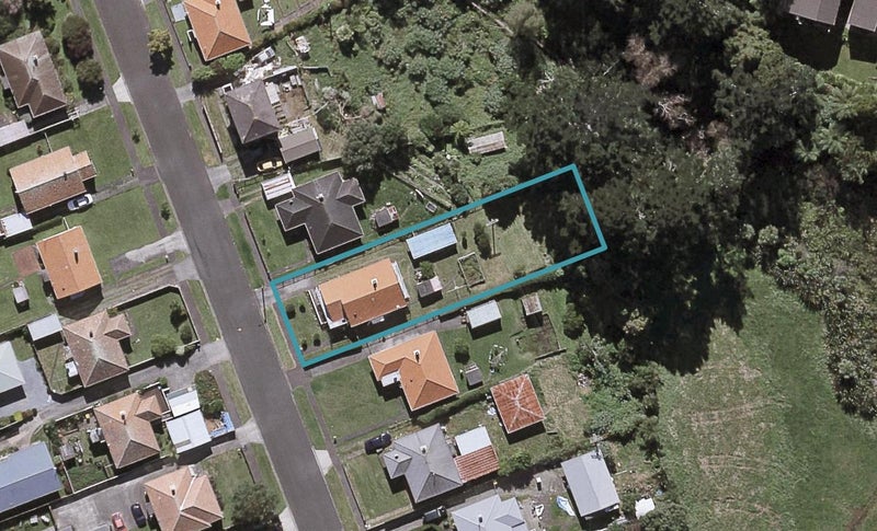 23 Wrantage Street, Westown, New Plymouth - Carousel 1