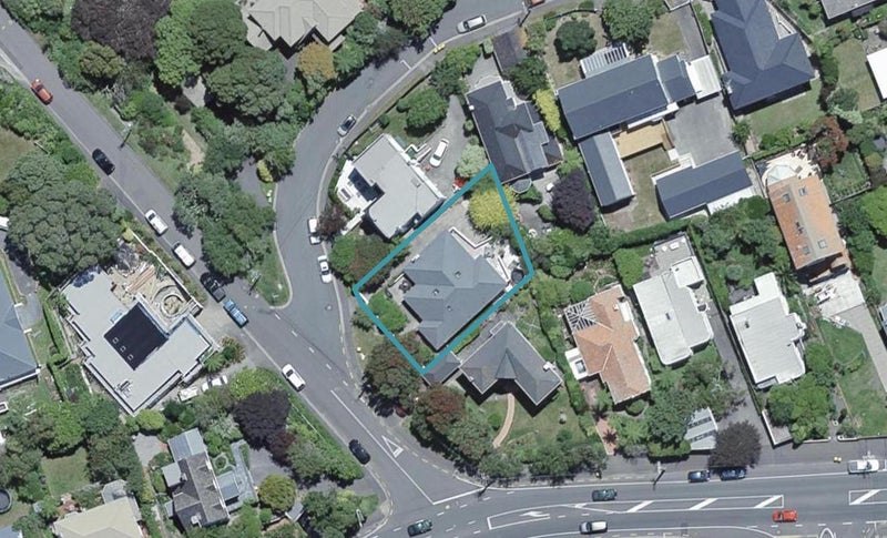 4 Homewood Avenue, Karori, Wellington - Carousel 1