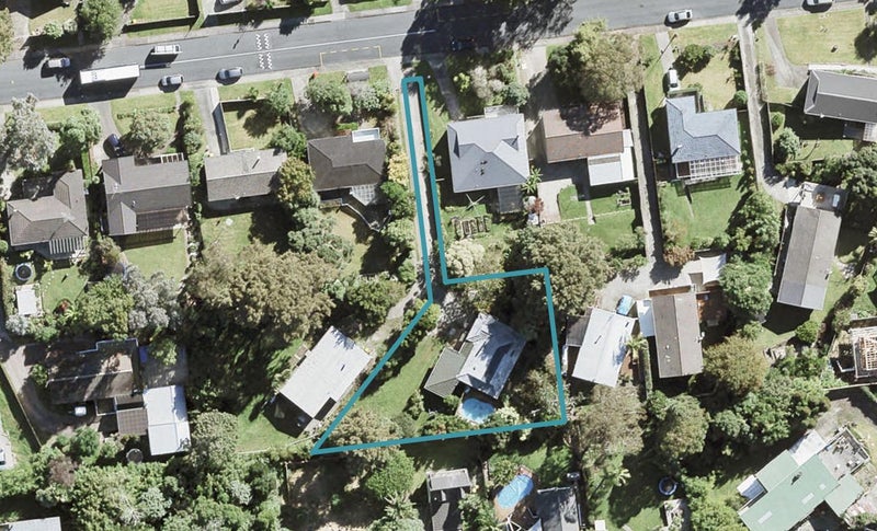82 Awaruku Road, Torbay, Auckland - Carousel 1
