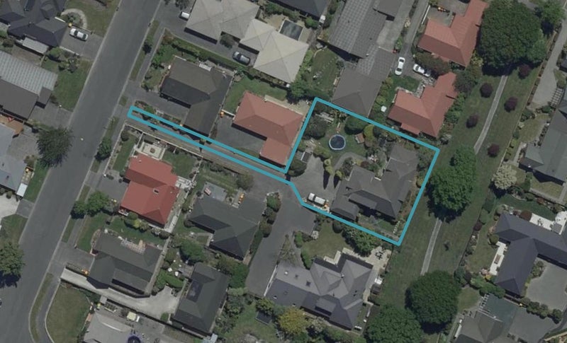 7 Inglewood Place, Avonhead, Christchurch - Carousel 1