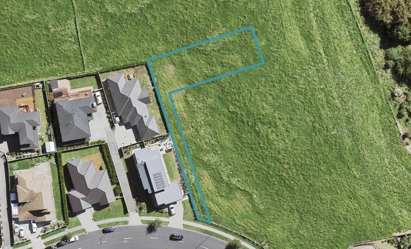 85E Lake Panorama Drive, Henderson Valley, Auckland - Carousel 1