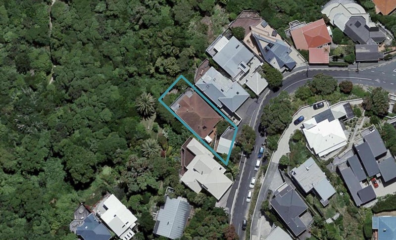 42 Palliser Road, Roseneath, Wellington - Carousel 1