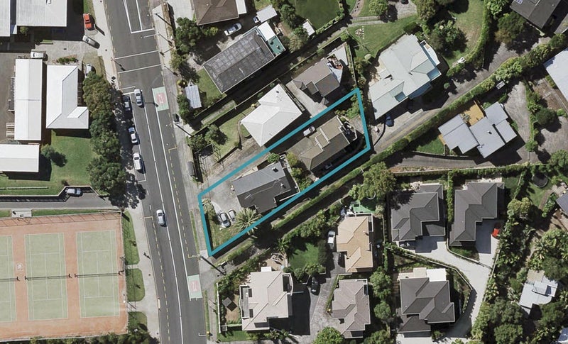 1/23 Forrest Hill Road, Milford, Auckland - Carousel 1