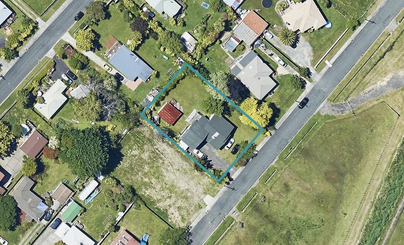 4 Williton Road, Hannahs Bay, Rotorua - Carousel 1