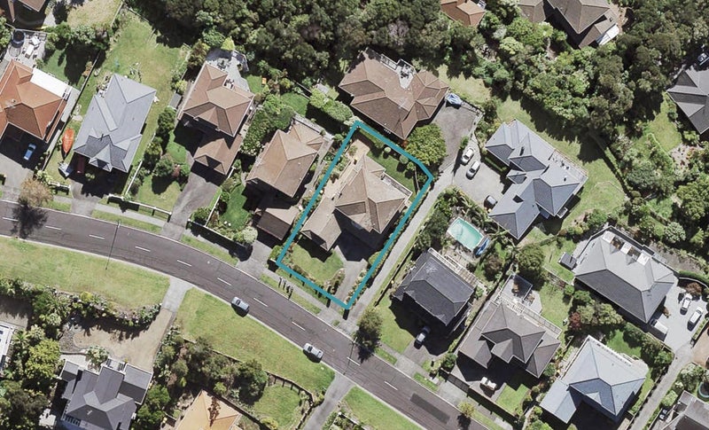 76 Onetaunga Road, Chatswood, Auckland - Carousel 1