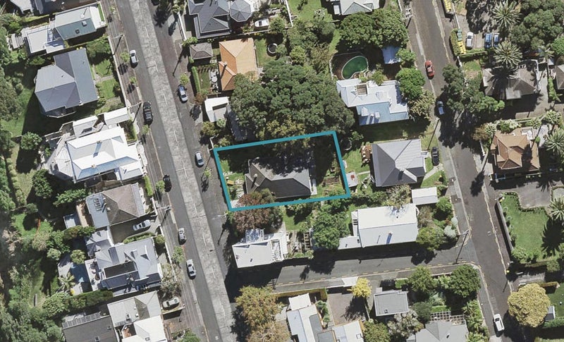 57 Queen Street, Northcote Point, Auckland - Carousel 1