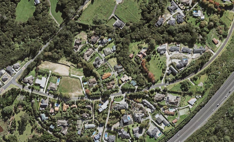 31A Wicklam Lane, Greenhithe, Auckland - Carousel 1
