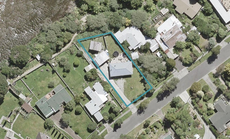 18 Black Beech Street, Birchville, Upper Hutt - Carousel 1