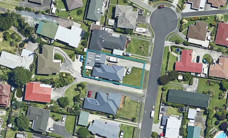 16 Laing Place, Otumoetai, Tauranga - Carousel 1