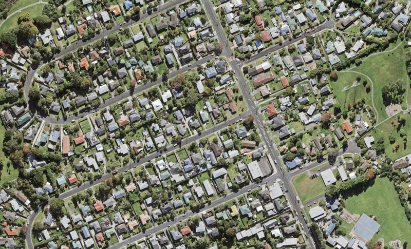 88B Sylvan Crescent, Te Atatu South, Auckland - Carousel 1
