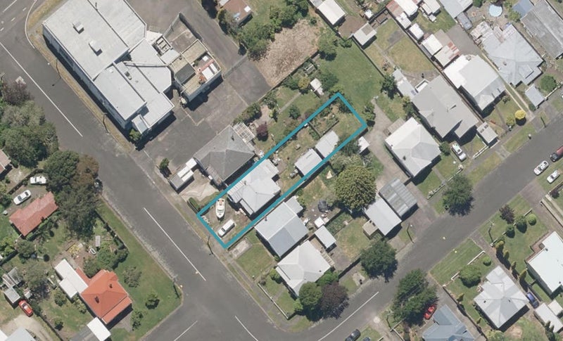 7 Tipai Street, Whanganui East, Whanganui - Carousel 1
