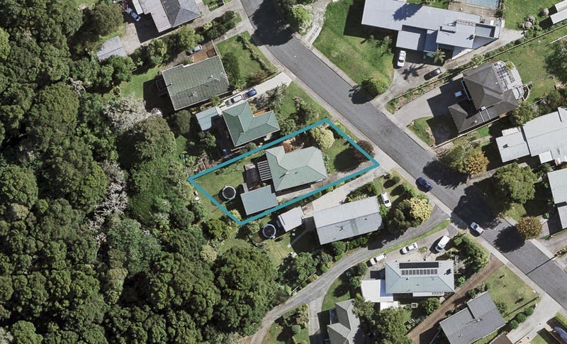 15 Hillcrest Grove, Hillpark, Auckland - Carousel 1