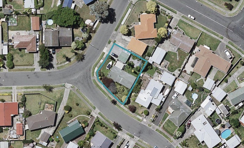 16 Selkirk Street, Tamatea, Napier - Carousel 1