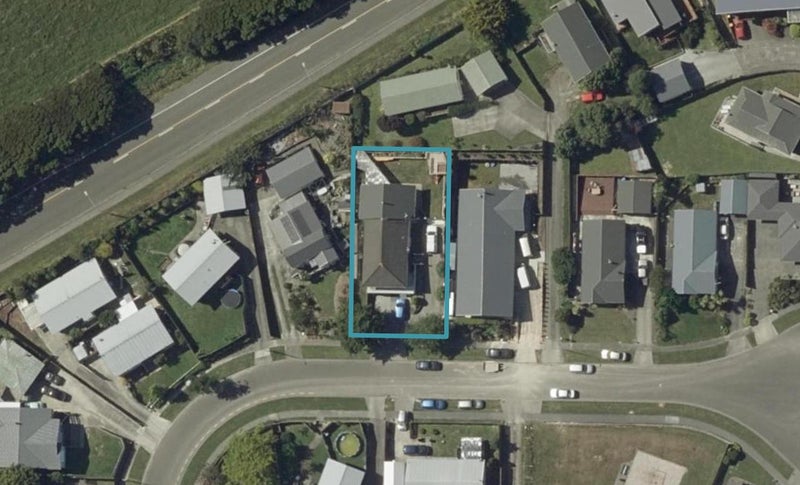 27 Dahlstrom Grove, Kelvin Grove, Palmerston North - Carousel 1