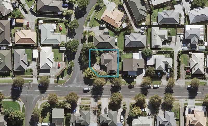 1 Regalwood Place, Favona, Auckland - Carousel 1