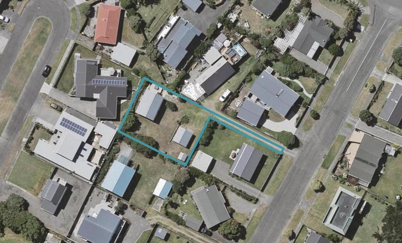 35 Scott Avenue, Otaki Beach, Otaki - Carousel 1