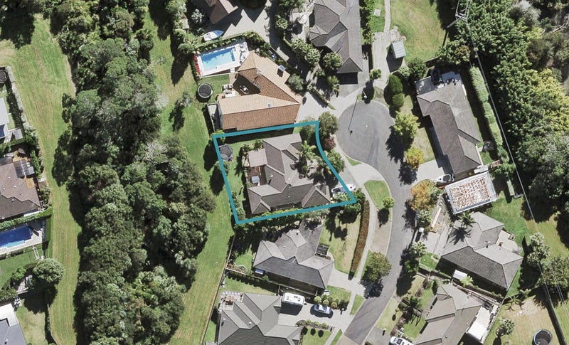 6 Samuel Cross Place, Greenhithe, Auckland - Carousel 1