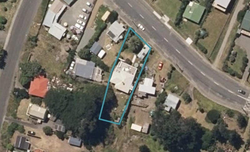 645 Waitarere Beach Road, Waitarere Beach, Levin - Carousel 1
