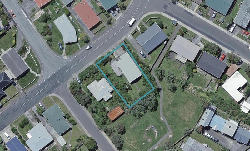42 Baylands Drive, Newlands, Wellington - Carousel 1
