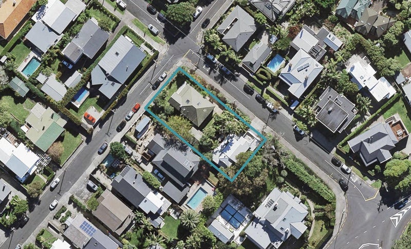 31 Livingstone Street, Westmere, Auckland - Carousel 1