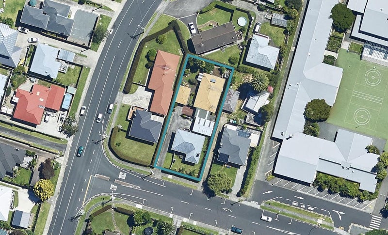 9A Charles Street, Bellevue, Tauranga - Carousel 1