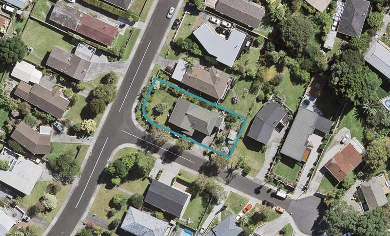 2 Chrome Place, Henderson, Auckland - Carousel 1