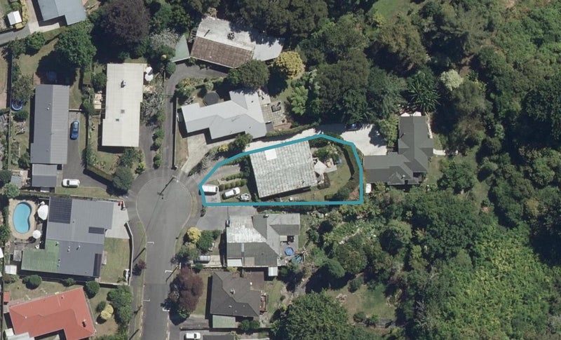 24 Chartwell Crescent, Chartwell, Hamilton - Carousel 1
