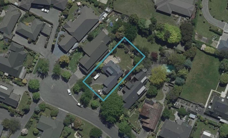 18 Felstead Place, Avonhead, Christchurch - Carousel 1