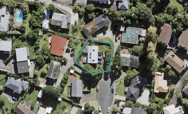 7 Braund Place, Glenfield, Auckland - Carousel 1