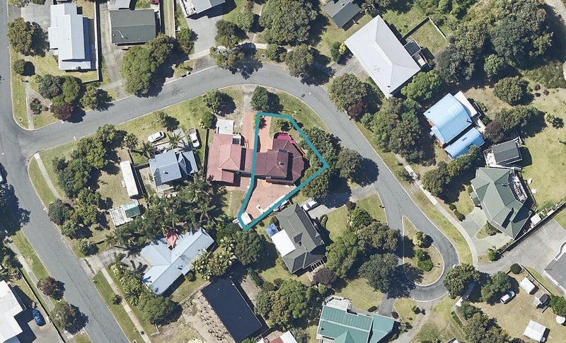 4B Tuhua Place, Bowentown, Waihi Beach - Carousel 1