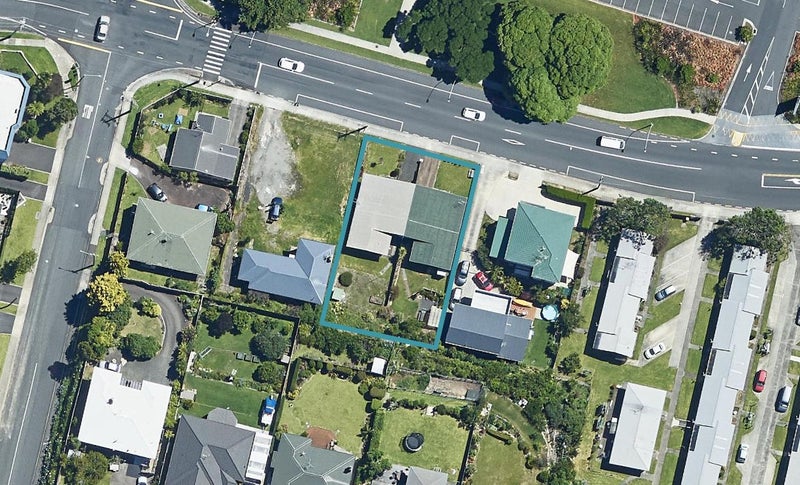 38A Vale Street, Otumoetai, Tauranga - Carousel 1