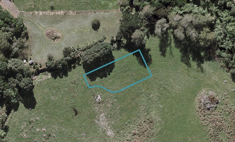 8 Te Ara O Waiaroa, Kaitake, New Plymouth - Carousel 1