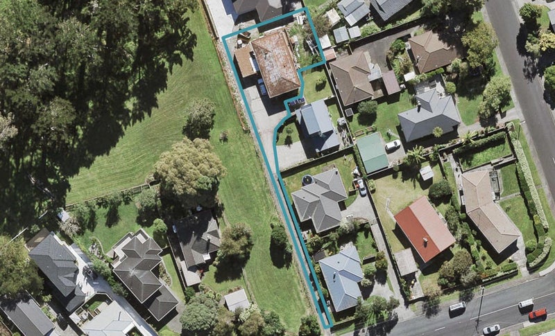 330B Royal Road, Massey, Auckland - Carousel 1