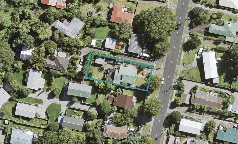 67 Woodglen Road, Glen Eden, Auckland - Carousel 1