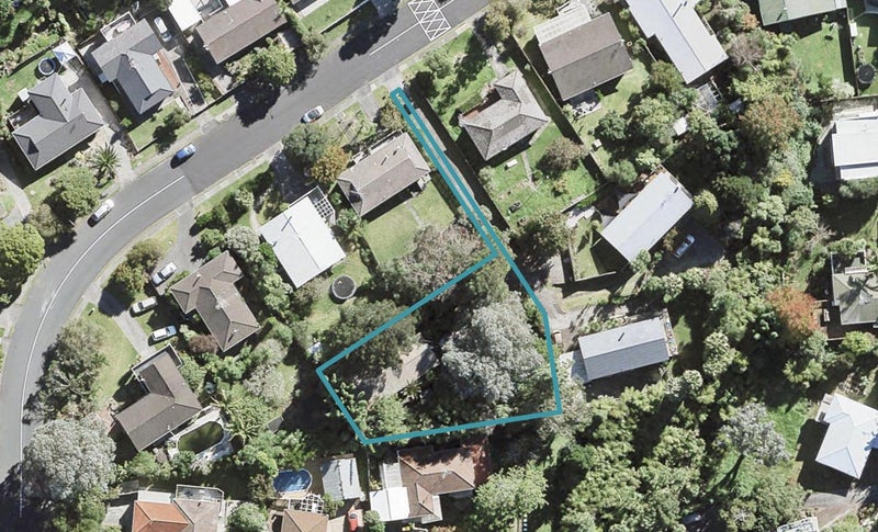 64 Alexander Avenue, Torbay, Auckland - Carousel 1