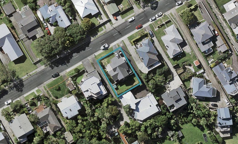 99 Norwood Road, Bayswater, Auckland - Carousel 1