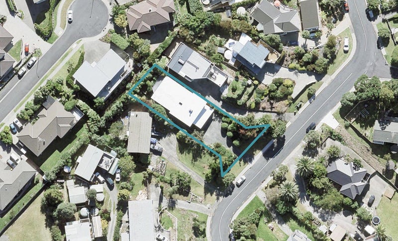 33A Everard Avenue, Army Bay, Whangaparaoa - Carousel 1