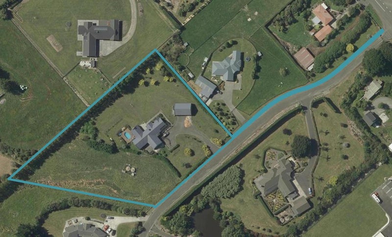 18 Stonebrook Lane, Kelvin Grove, Palmerston North - Carousel 1