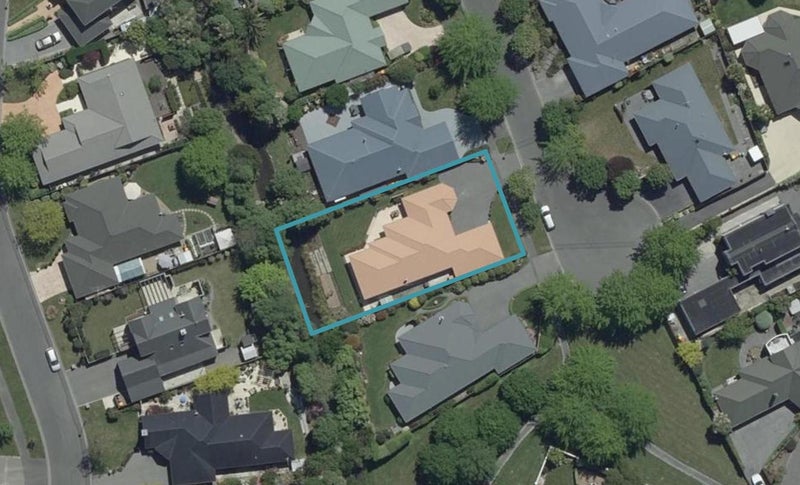 30 Creedon Glen, Casebrook, Christchurch - Carousel 1