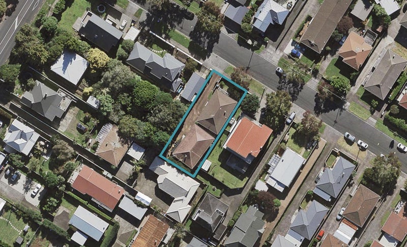 1/52 Tawhiri Road, One Tree Hill, Auckland - Carousel 1