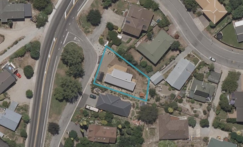 2 The Half Mile, Bridge Hill, Alexandra - Carousel 1