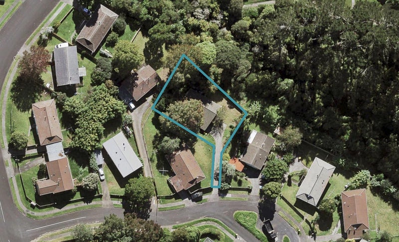 10 Cecil Beatt Place, West Harbour, Auckland - Carousel 1